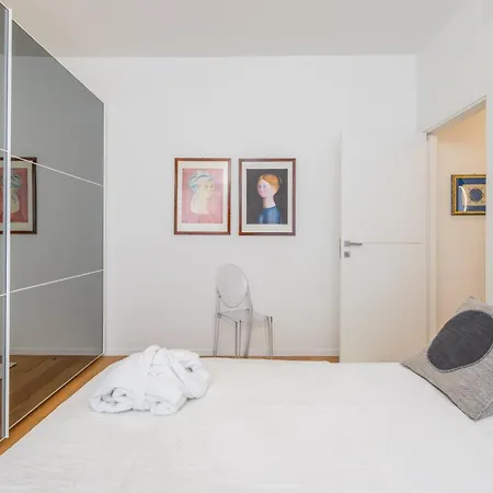 Apartment Aqua Domus