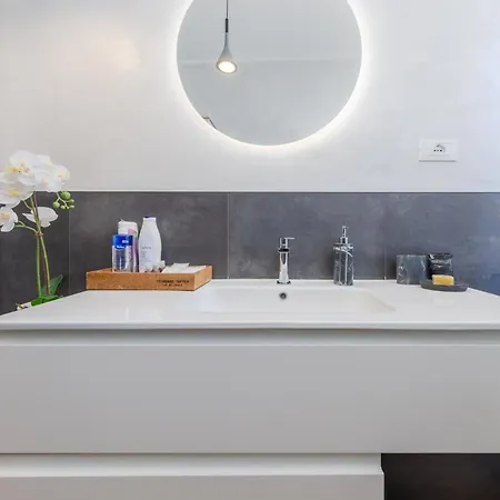 Aqua Domus Apartment Trieste